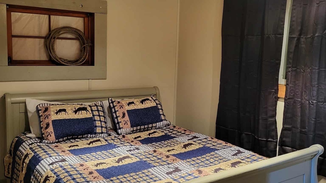Photo of Bedroom in Walden