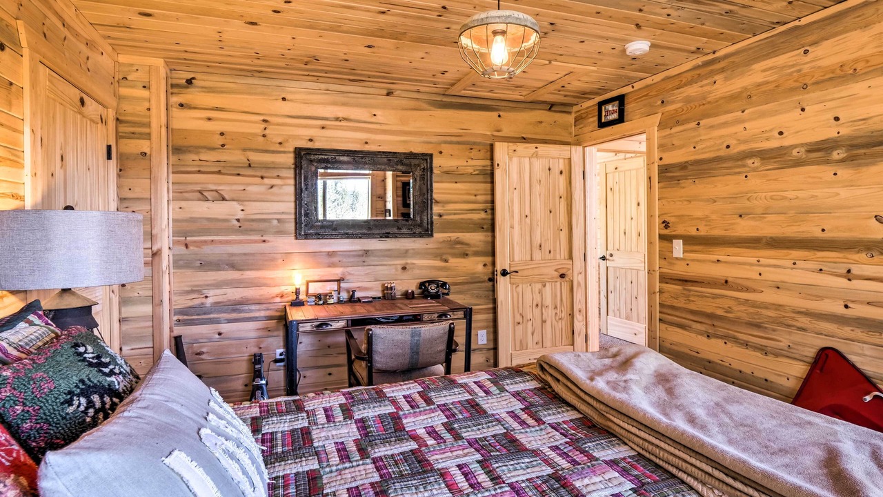 Photo of Livingroom in Indian Mountain