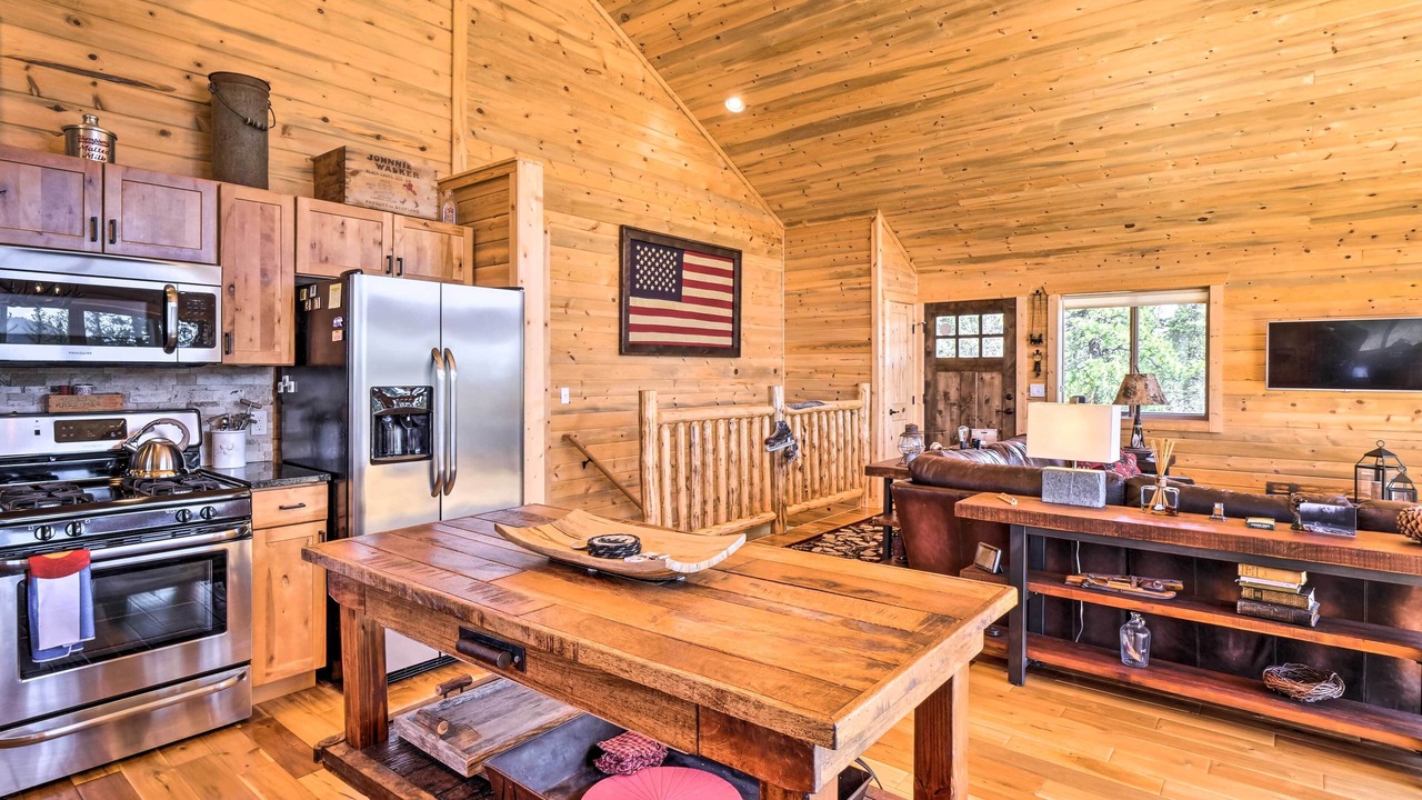 Photo of Kitchen in Indian Mountain