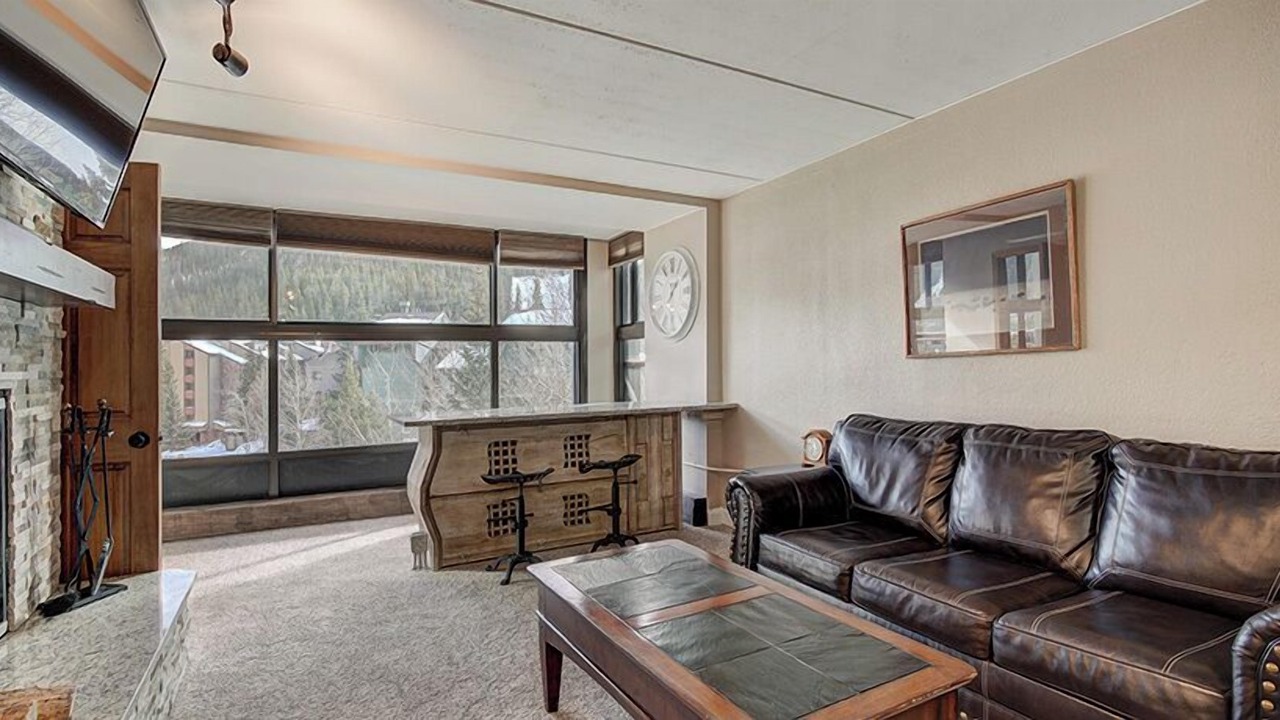Photo of Livingroom in Copper Mountain Village
