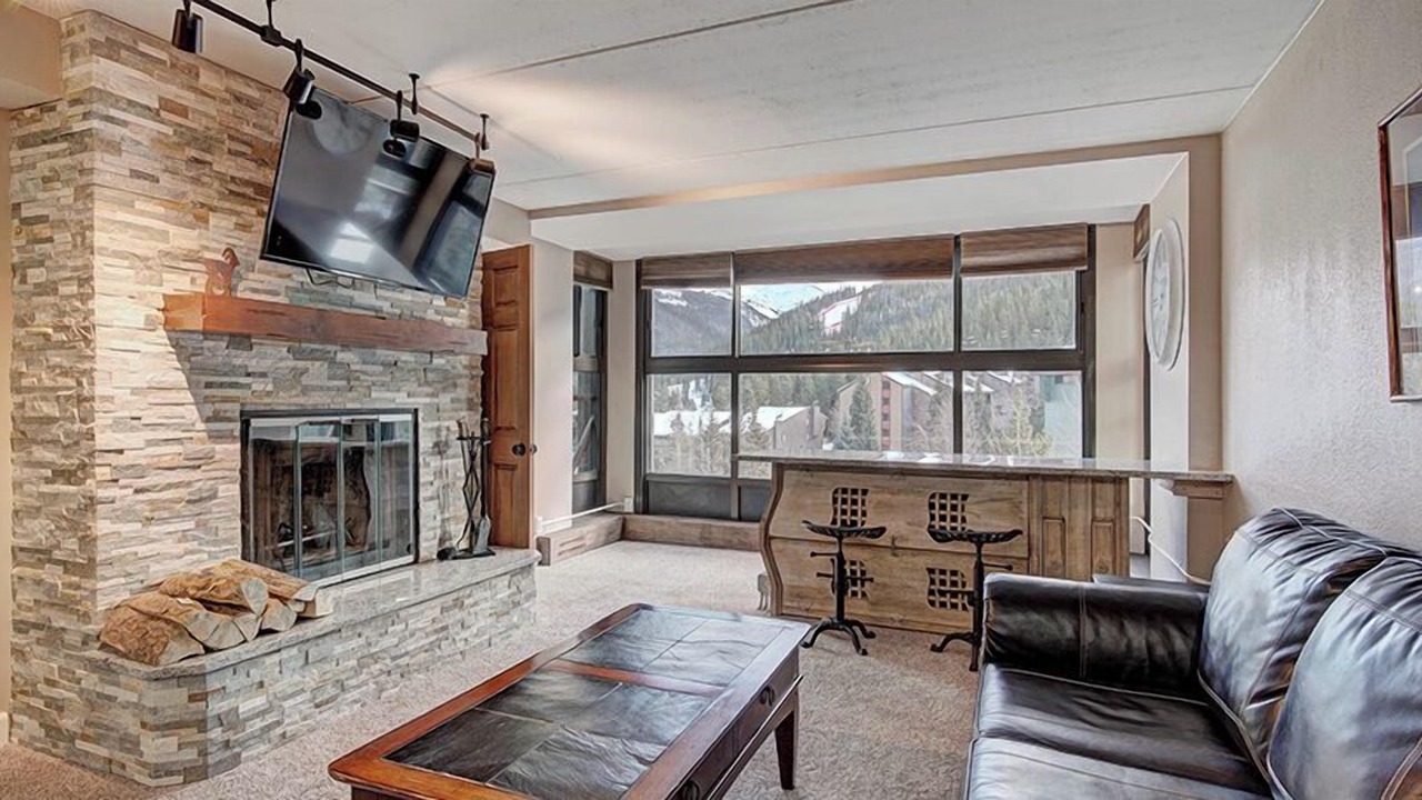 Photo of Livingroom in Copper Mountain Village