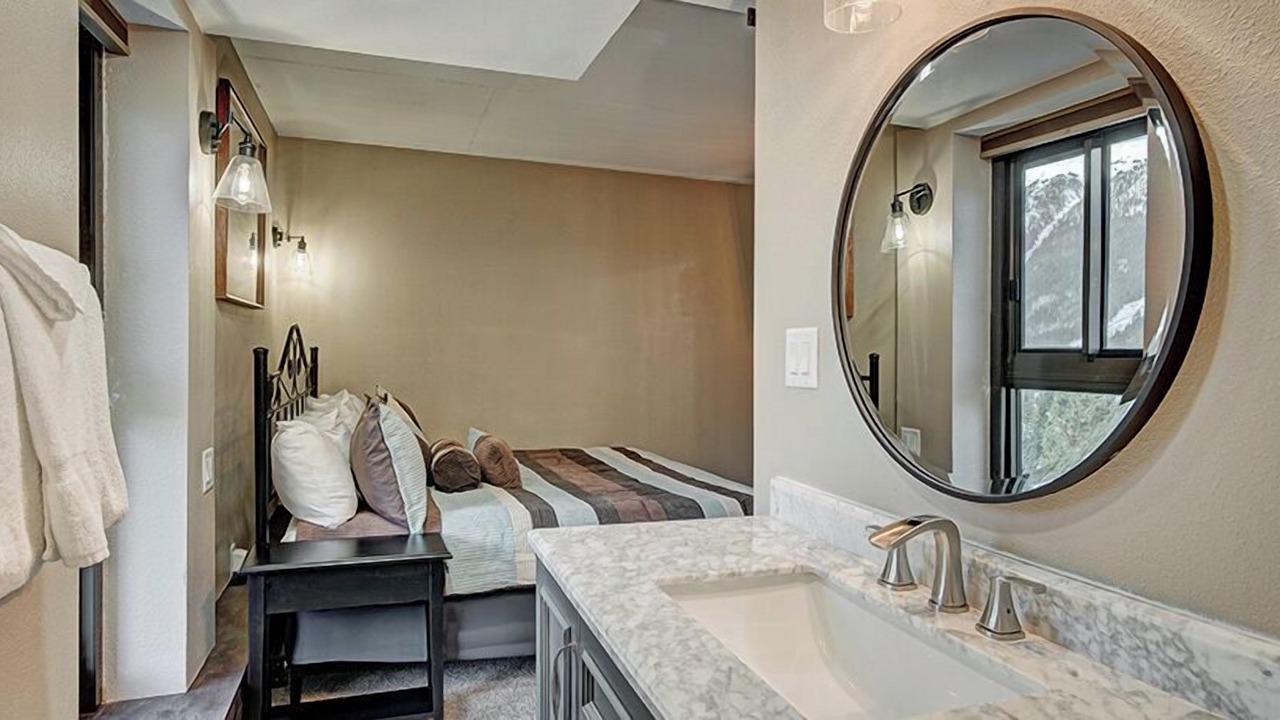 Photo of Bedroom in Copper Mountain Village