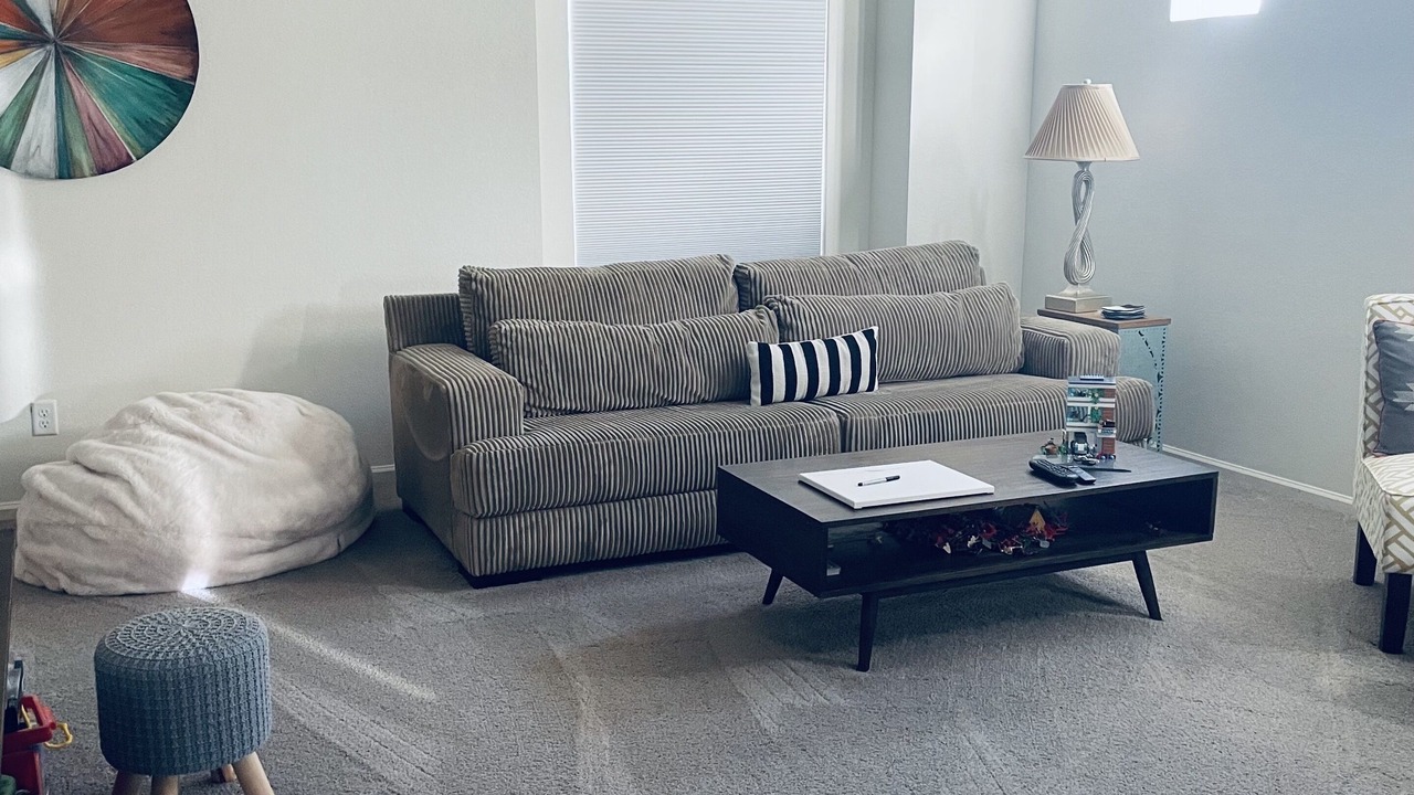 Photo of Livingroom in Erie