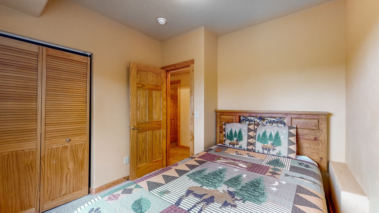 Photo of Bedroom in Rainbow Valley