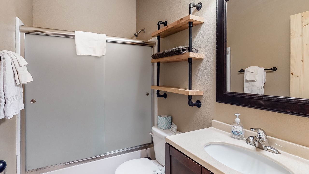 Photo of Bathroom in Rainbow Valley