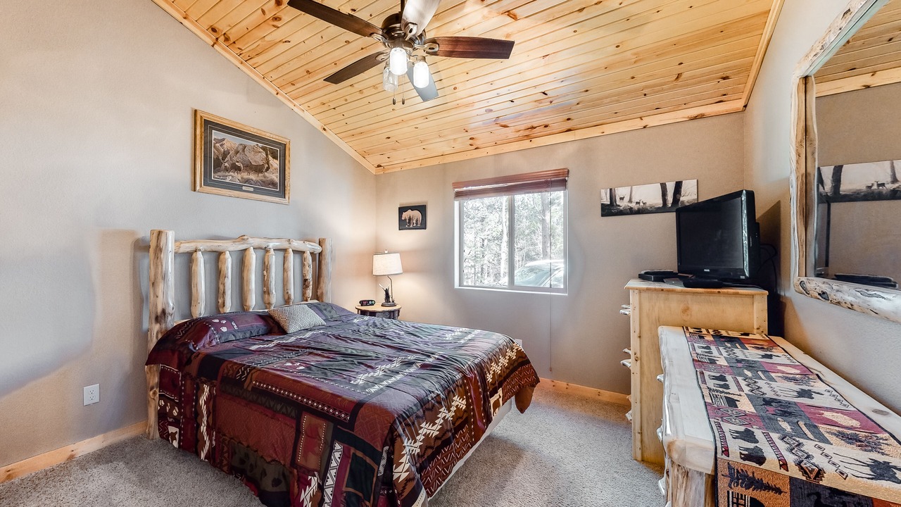 Photo of Bedroom in Rainbow Valley