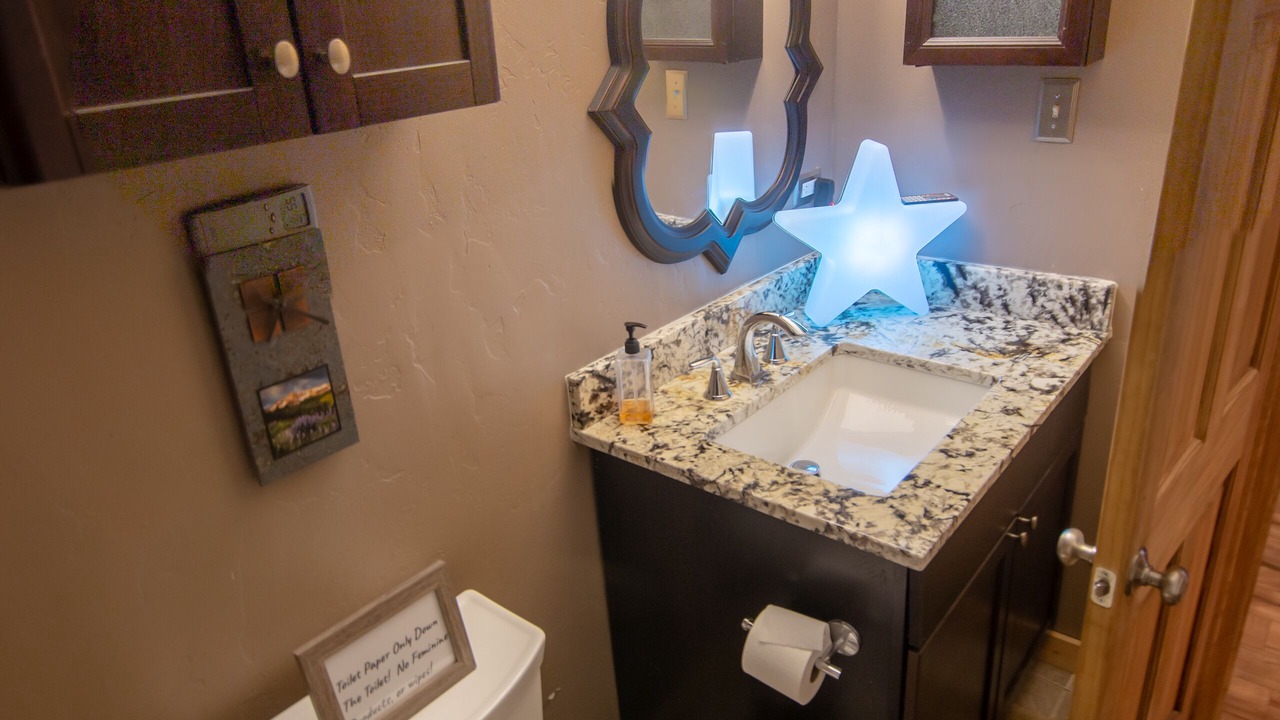Photo of Bathroom in Alma