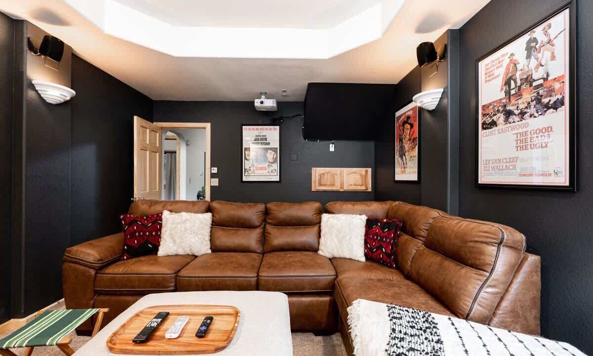 Photo of Bedroom in Idaho Springs