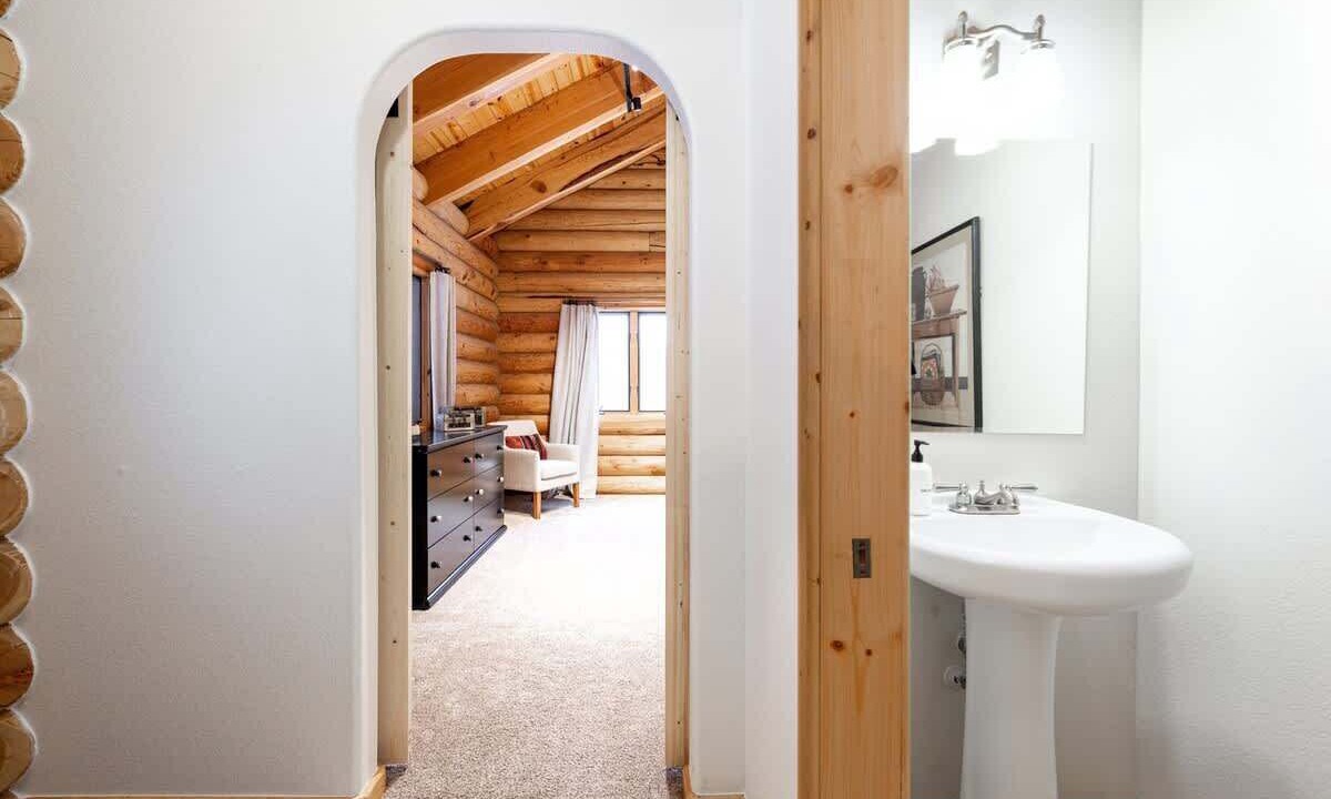 Photo of Bathroom in Idaho Springs