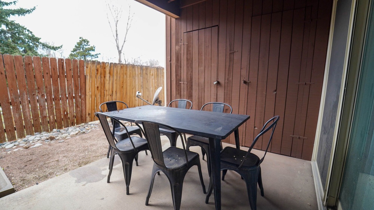 Photo of Outdoor in Village Seven