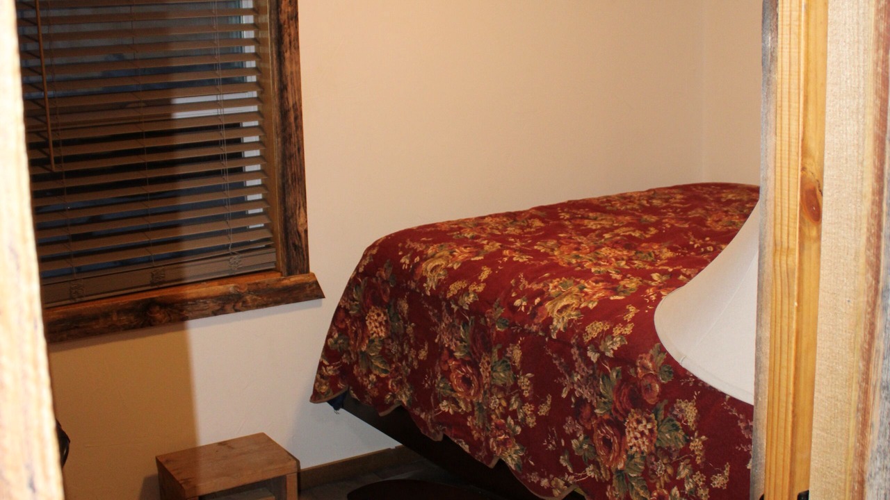 Photo of Bedroom in Collbran