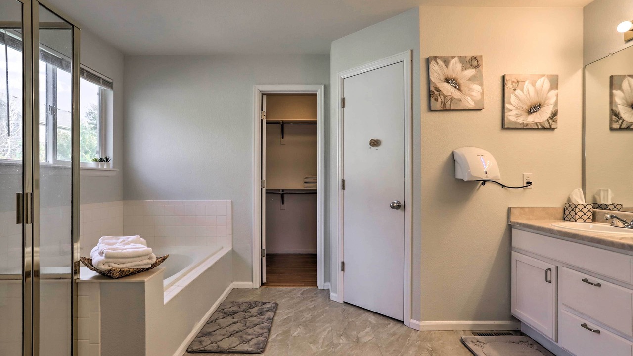 Photo of Bathroom in Thornton