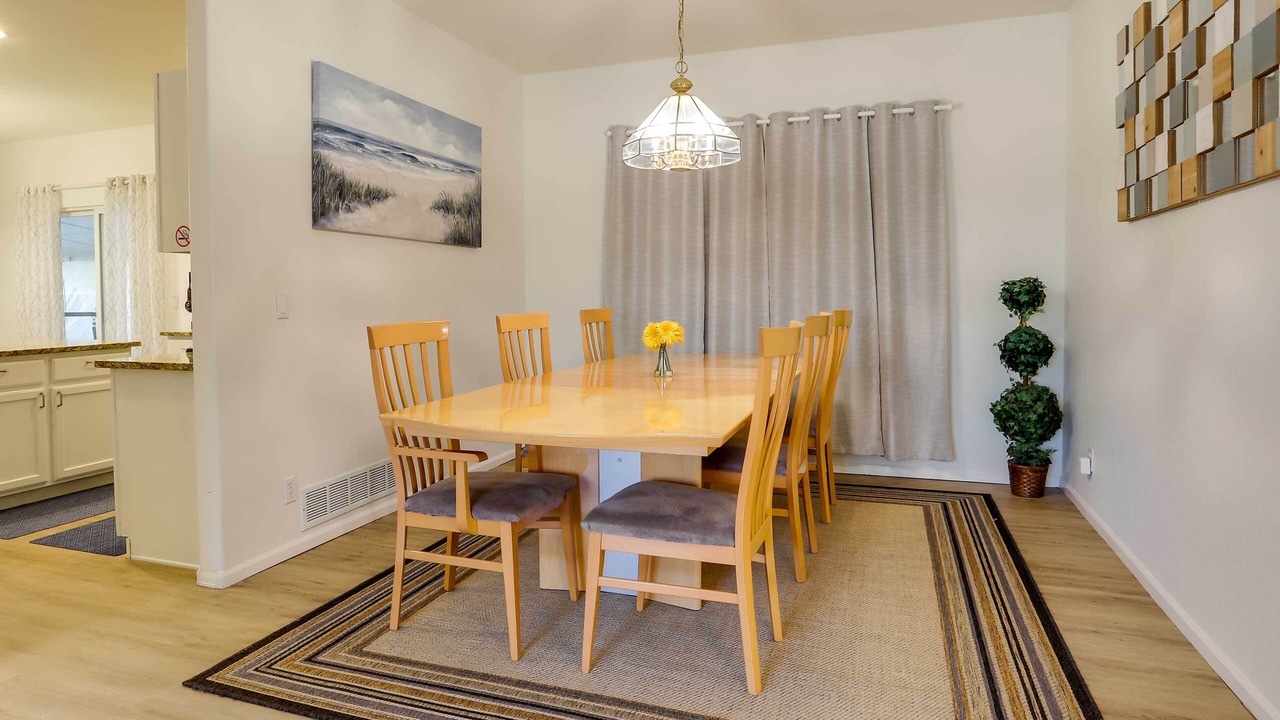 Photo of Livingroom in Thornton