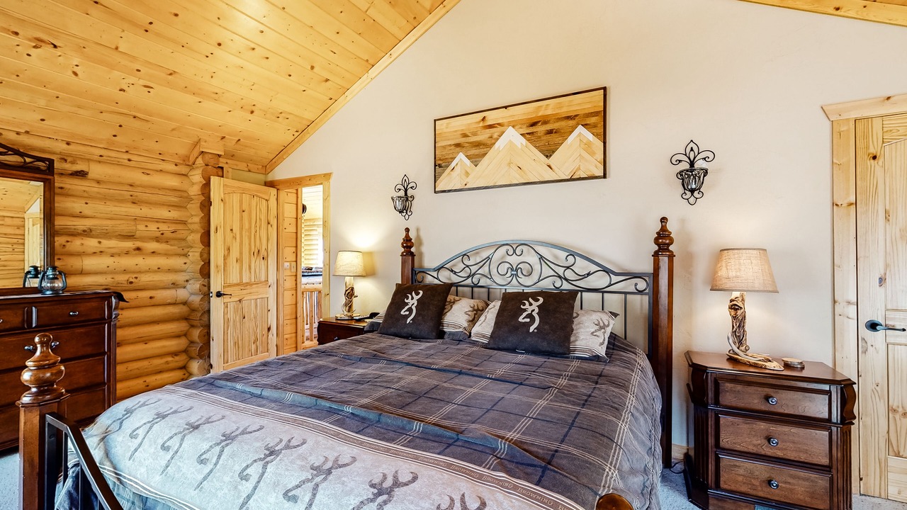 Photo of Bedroom in Rainbow Valley