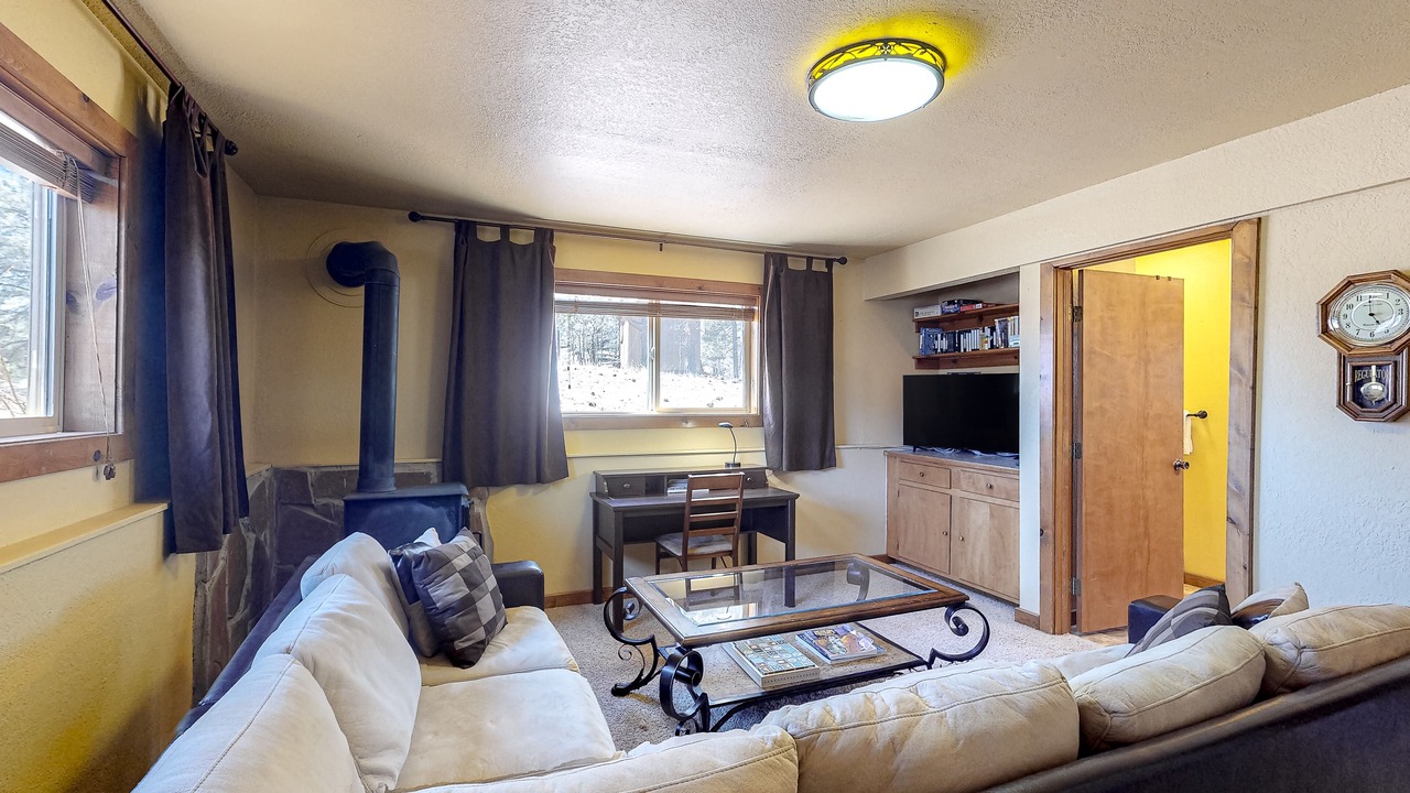 Photo of Livingroom in Cripple Creek