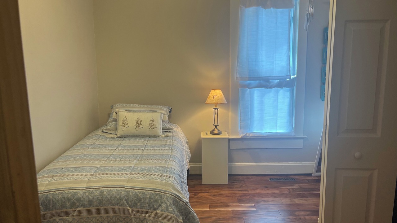 Photo of Bedroom in Martinez Park