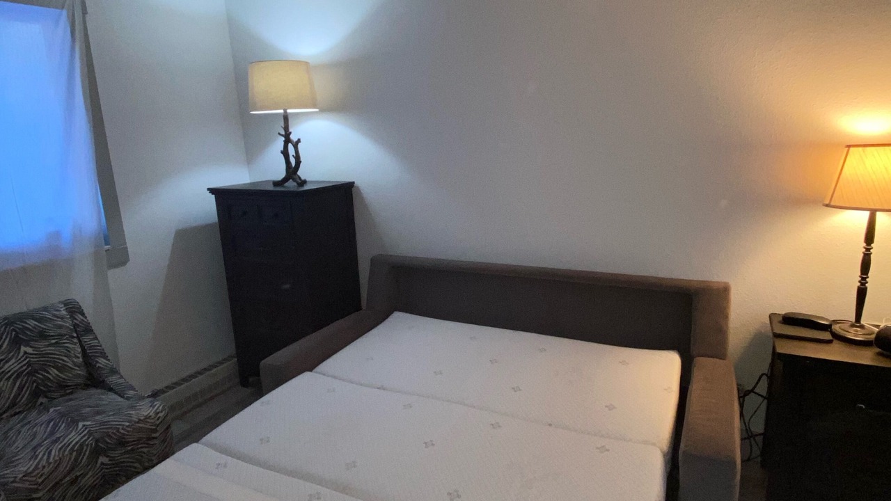 Photo of Bedroom in Peak 9
