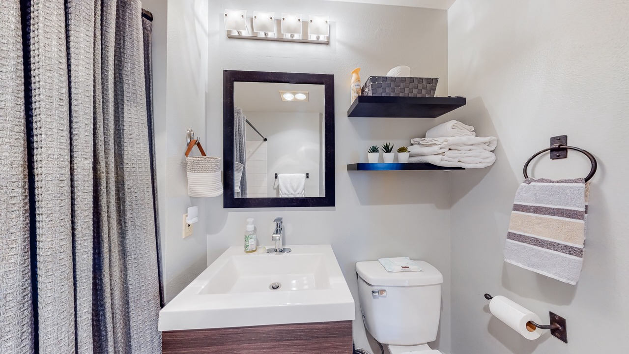Photo of Bathroom in River Run
