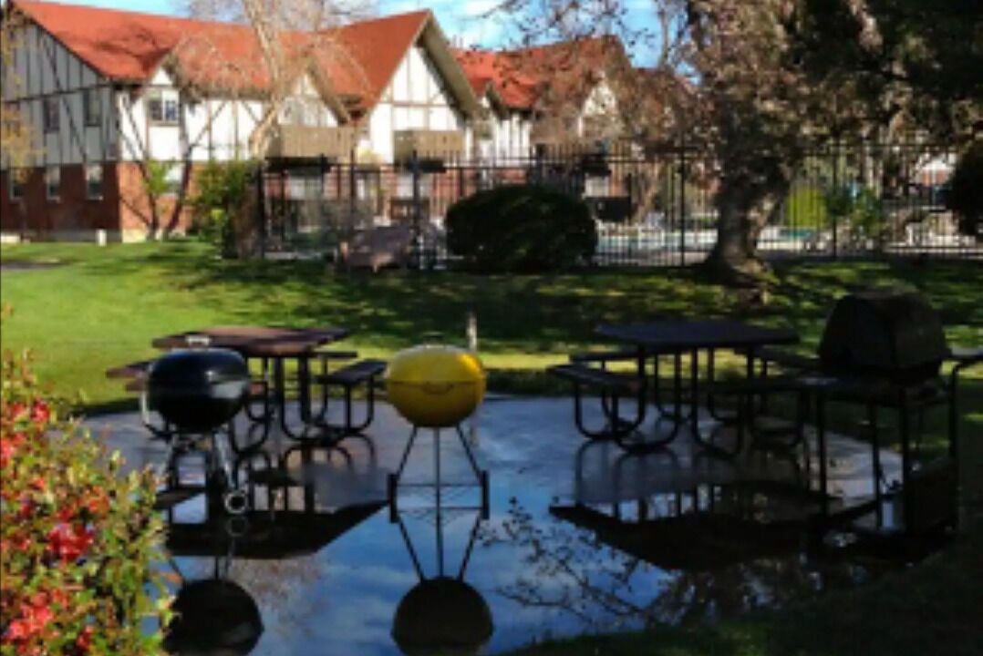 Photo of Outdoor in Glenwood Grove - North Iris