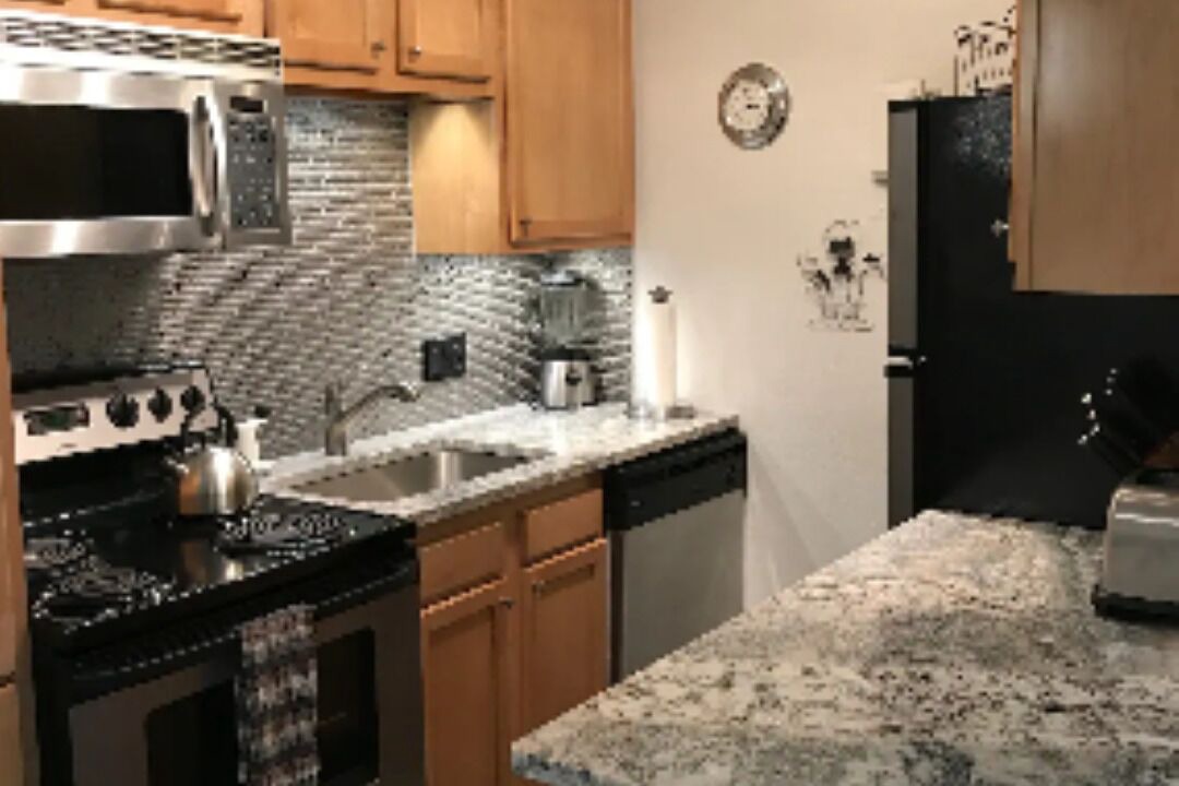 Photo of Kitchen in Glenwood Grove - North Iris