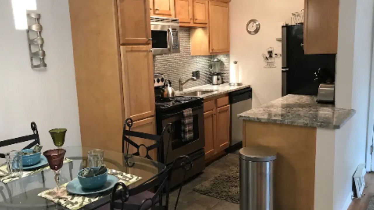 Photo of Kitchen in Glenwood Grove - North Iris