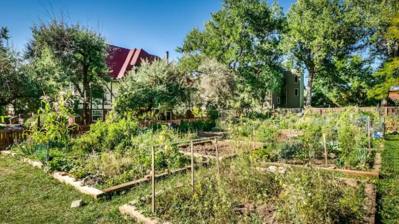 Photo of Outdoor in Glenwood Grove - North Iris