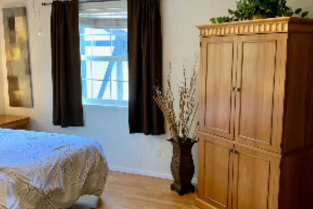 Photo of Bedroom in Glenwood Grove - North Iris