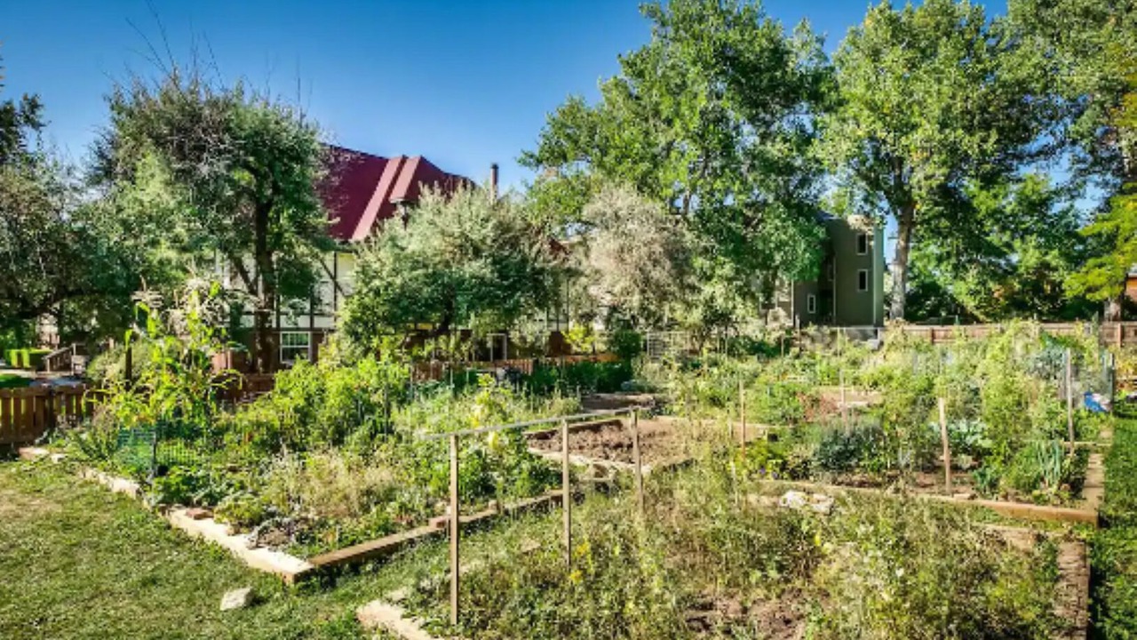 Photo of Outdoor in Glenwood Grove - North Iris