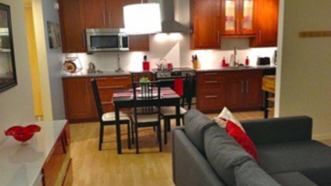 Photo of Livingroom in Glenwood Grove - North Iris
