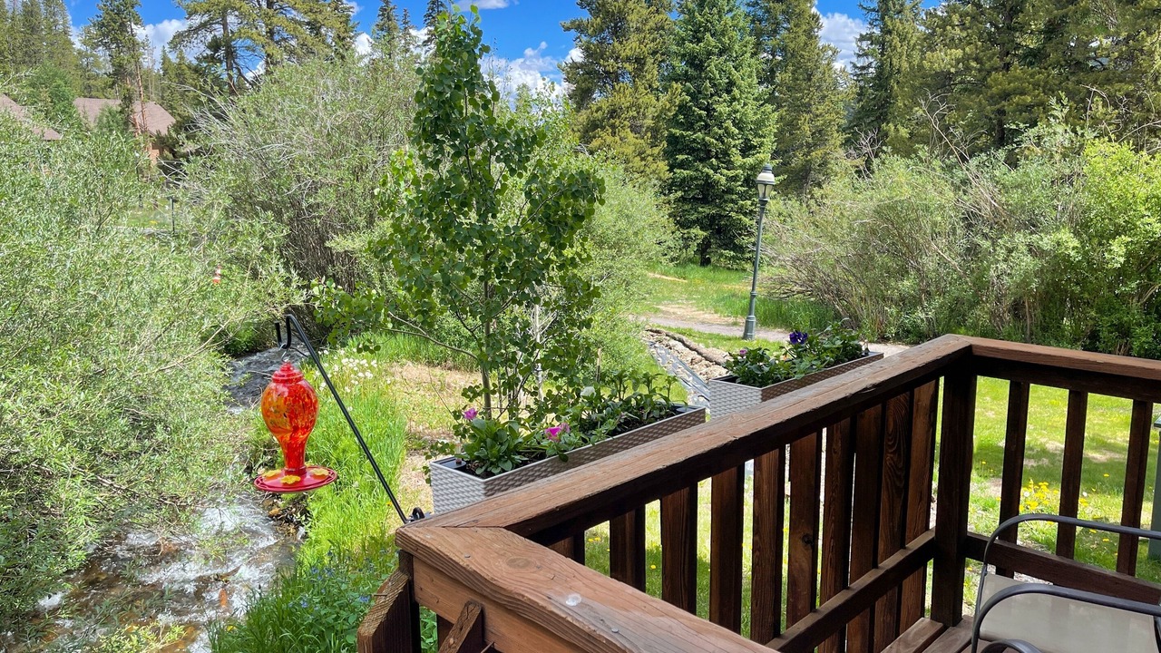 Photo of Patio Balcony in Four O'Clock