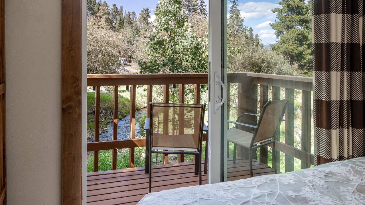 Photo of Patio Balcony in Four O'Clock