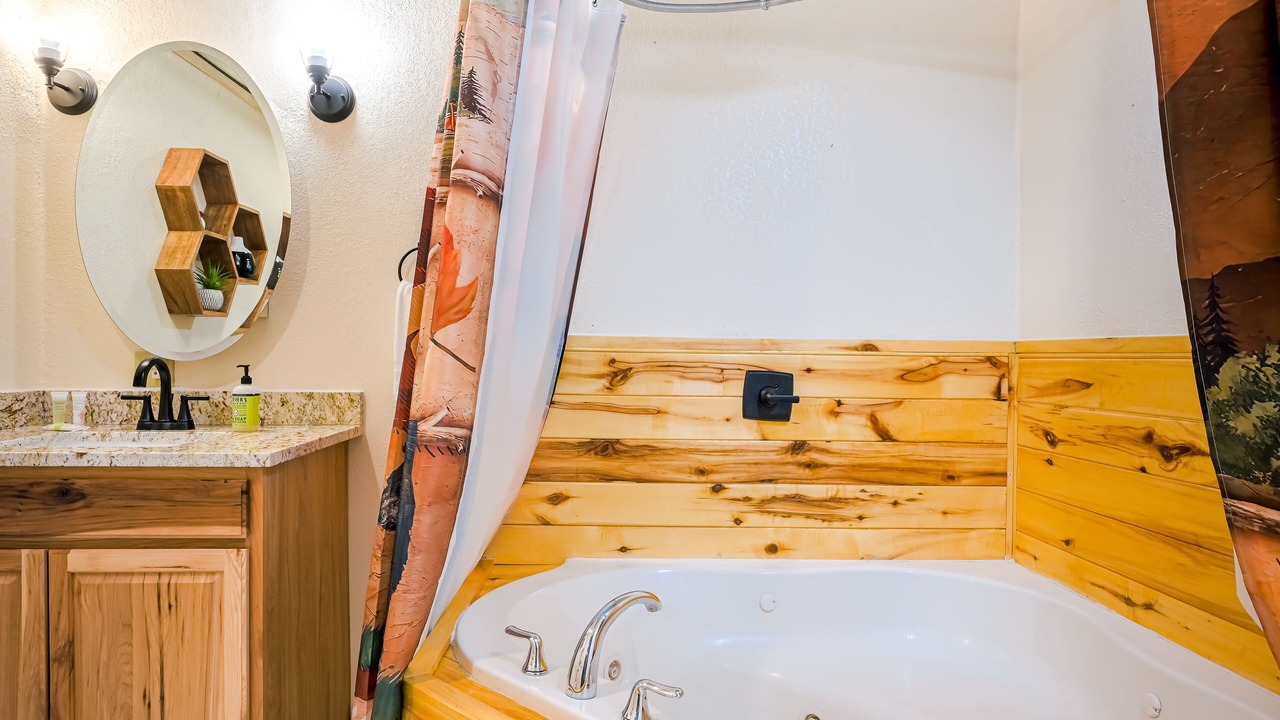 Photo of Bathroom in Ponderosa Pines