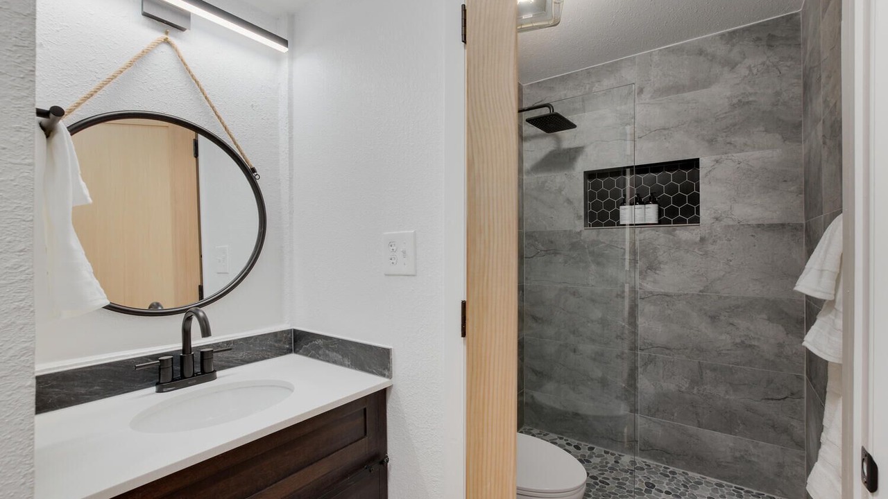Photo of Bathroom in Warrior's Mark West