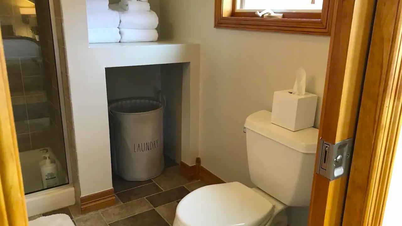 Photo of Bathroom in Central Boulder