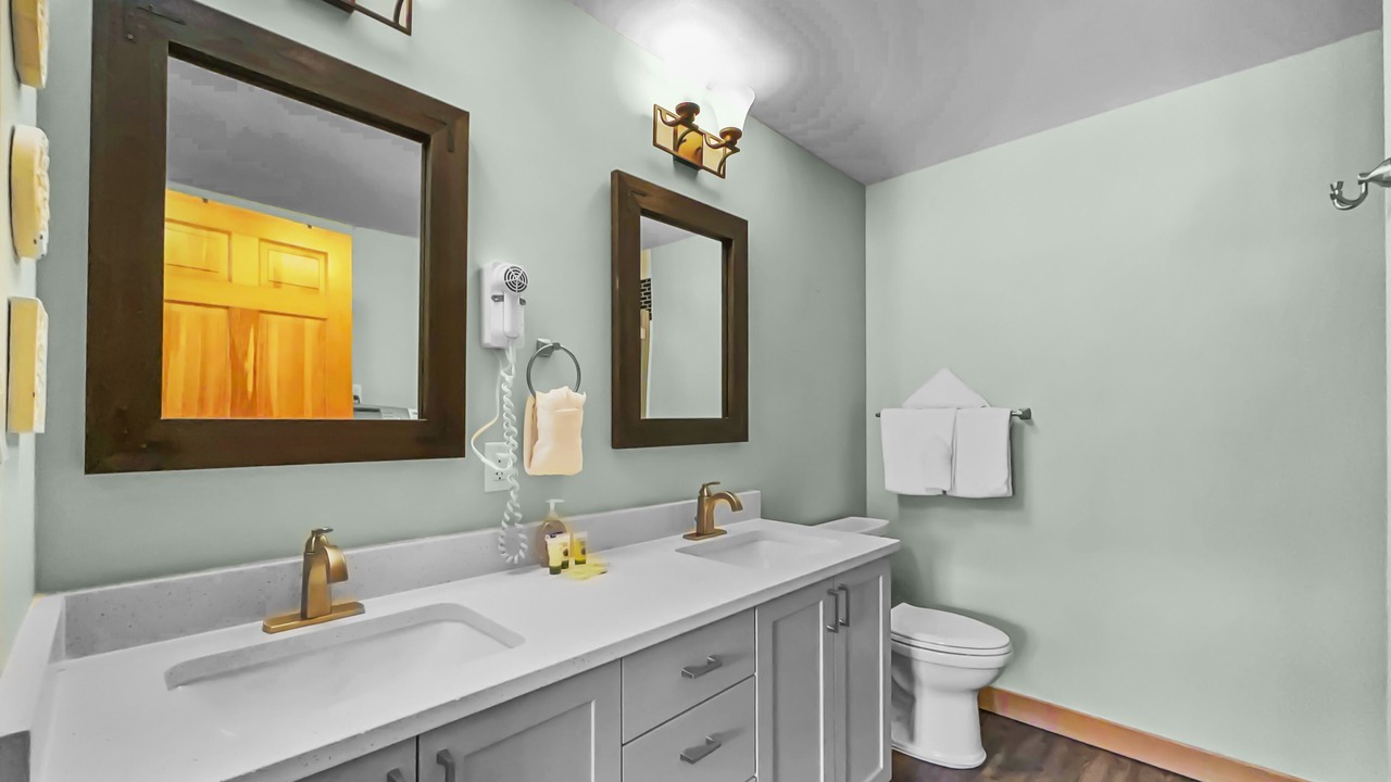 Photo of Bathroom in Copper Mountain Village