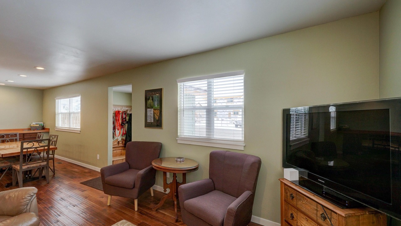 Photo of Livingroom in Leadville North