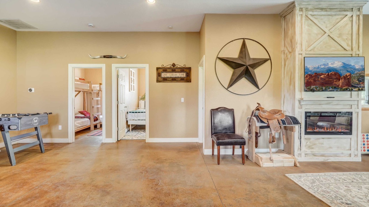 Photo of Bedroom in Larkspur