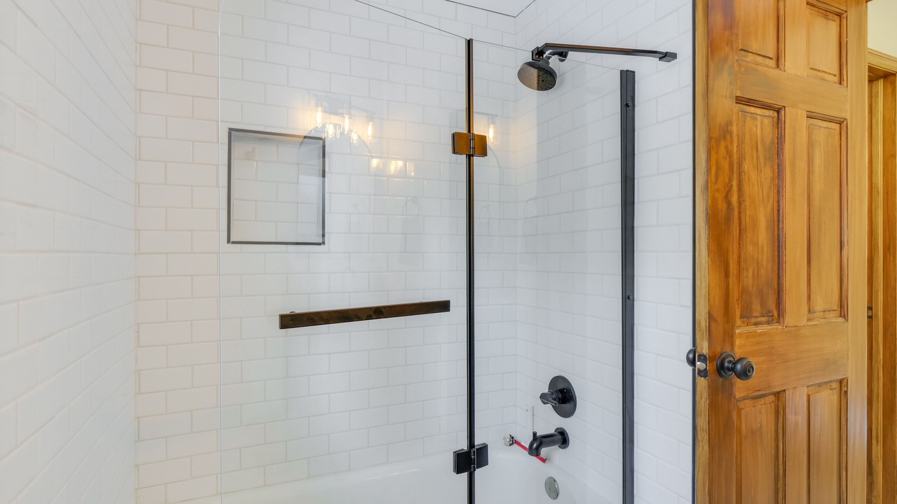 Photo of Bathroom in Quandary Village