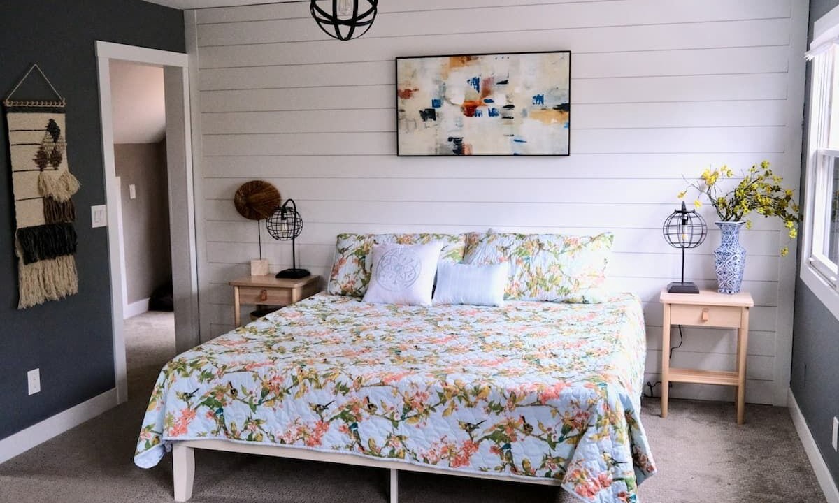 Photo of Bedroom in Shadow Mountain