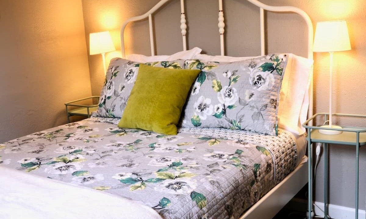 Photo of Bedroom in Shadow Mountain