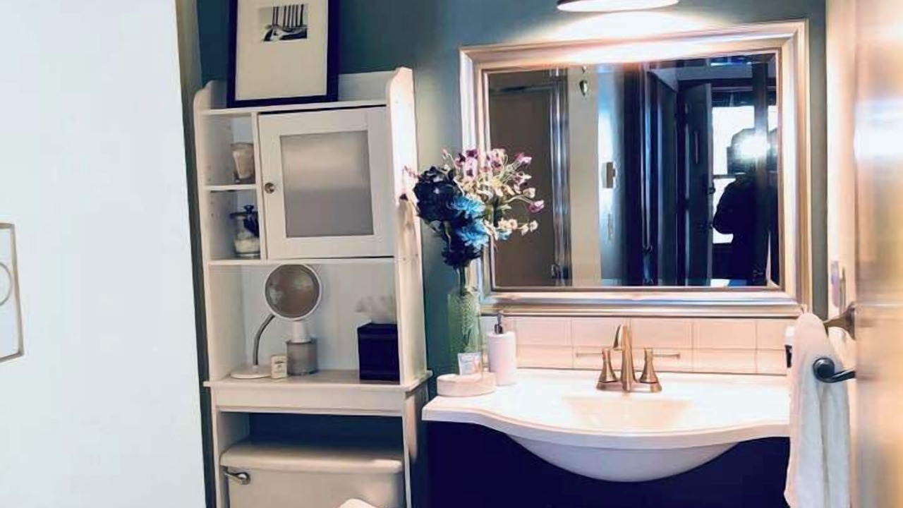 Photo of Bathroom in University Park