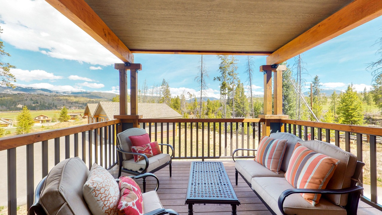 Photo of Outdoor in Fraser