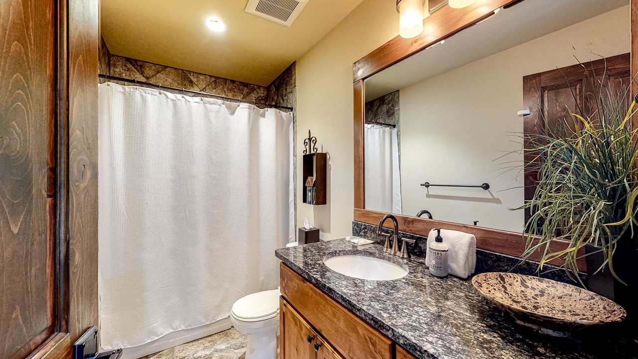 Photo of Bathroom in Fraser