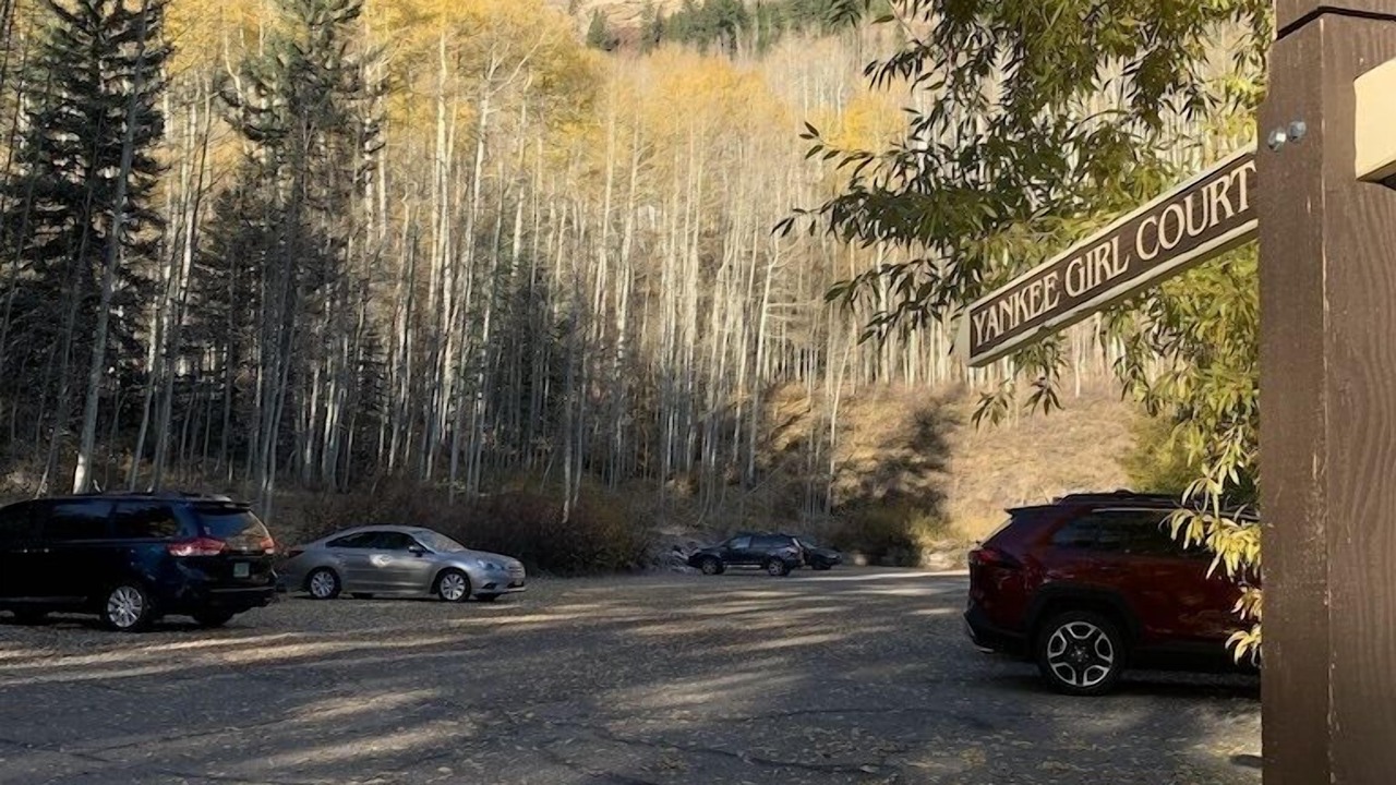 Photo of Outdoor in Columbine Lake