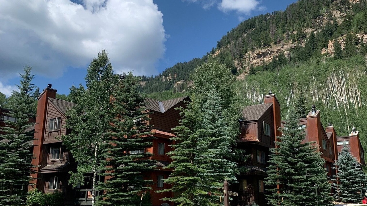 Photo of Outdoor in Columbine Lake