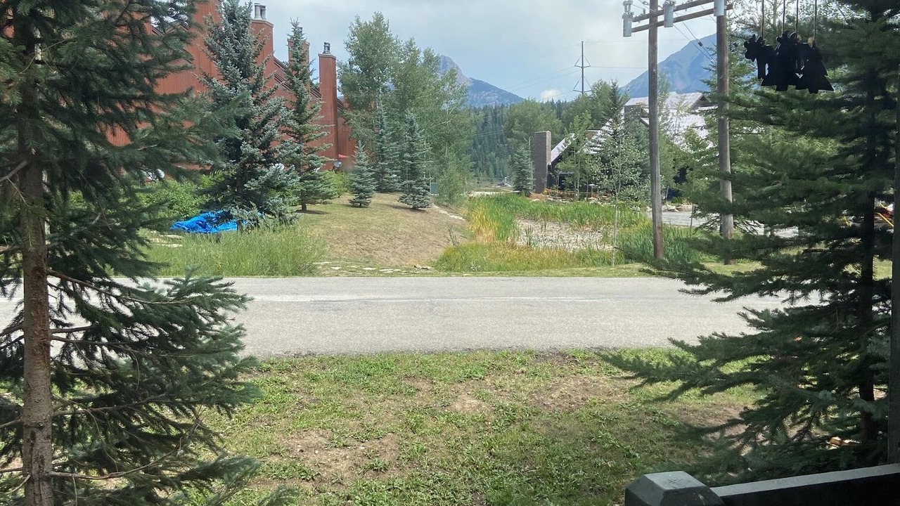 Photo of Outdoor in Columbine Lake