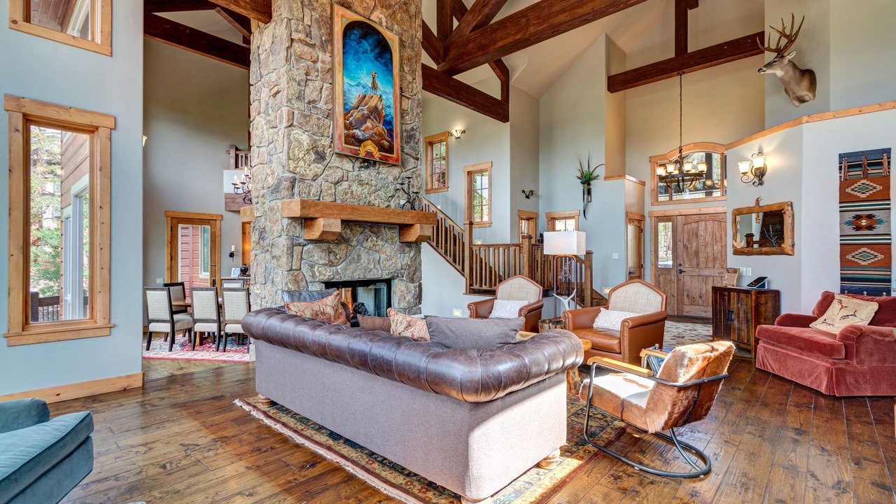 Photo of Livingroom in Baldy Mountain