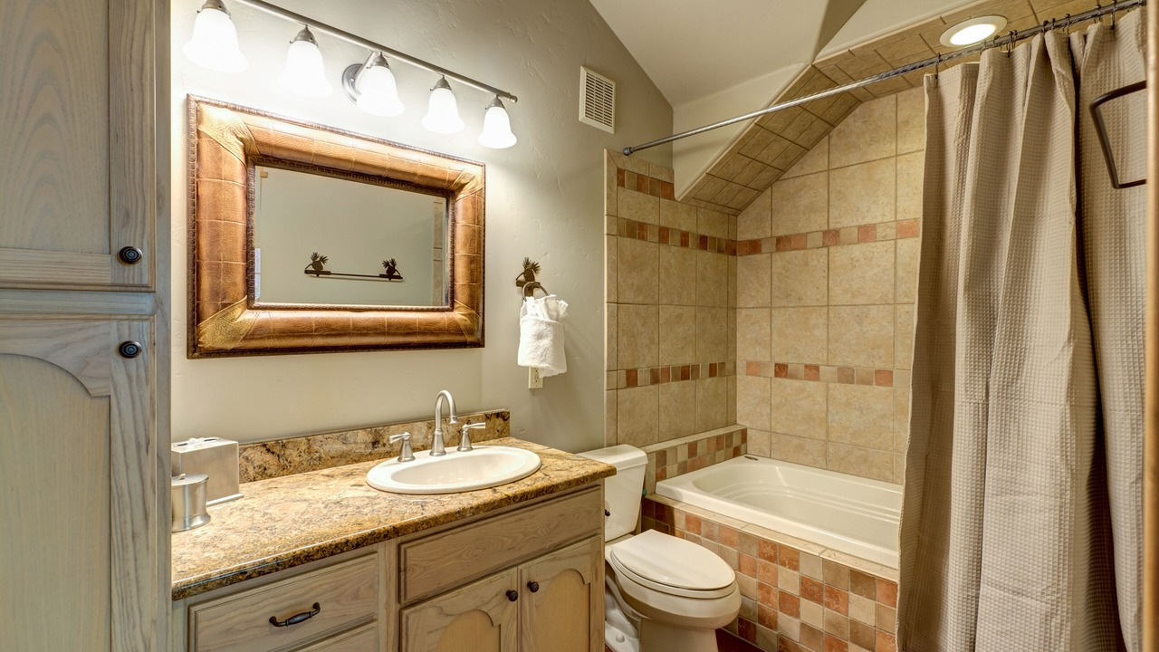 Photo of Bathroom in Baldy Mountain