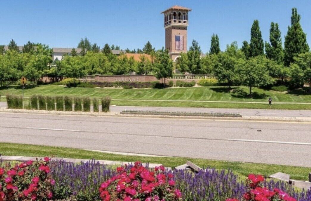 Photo of Others in Aurora