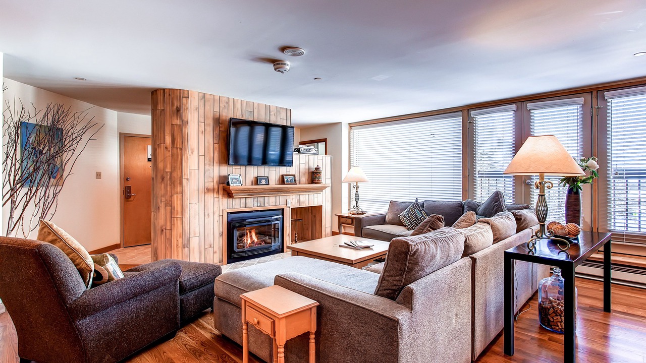 Photo of Livingroom in Vail